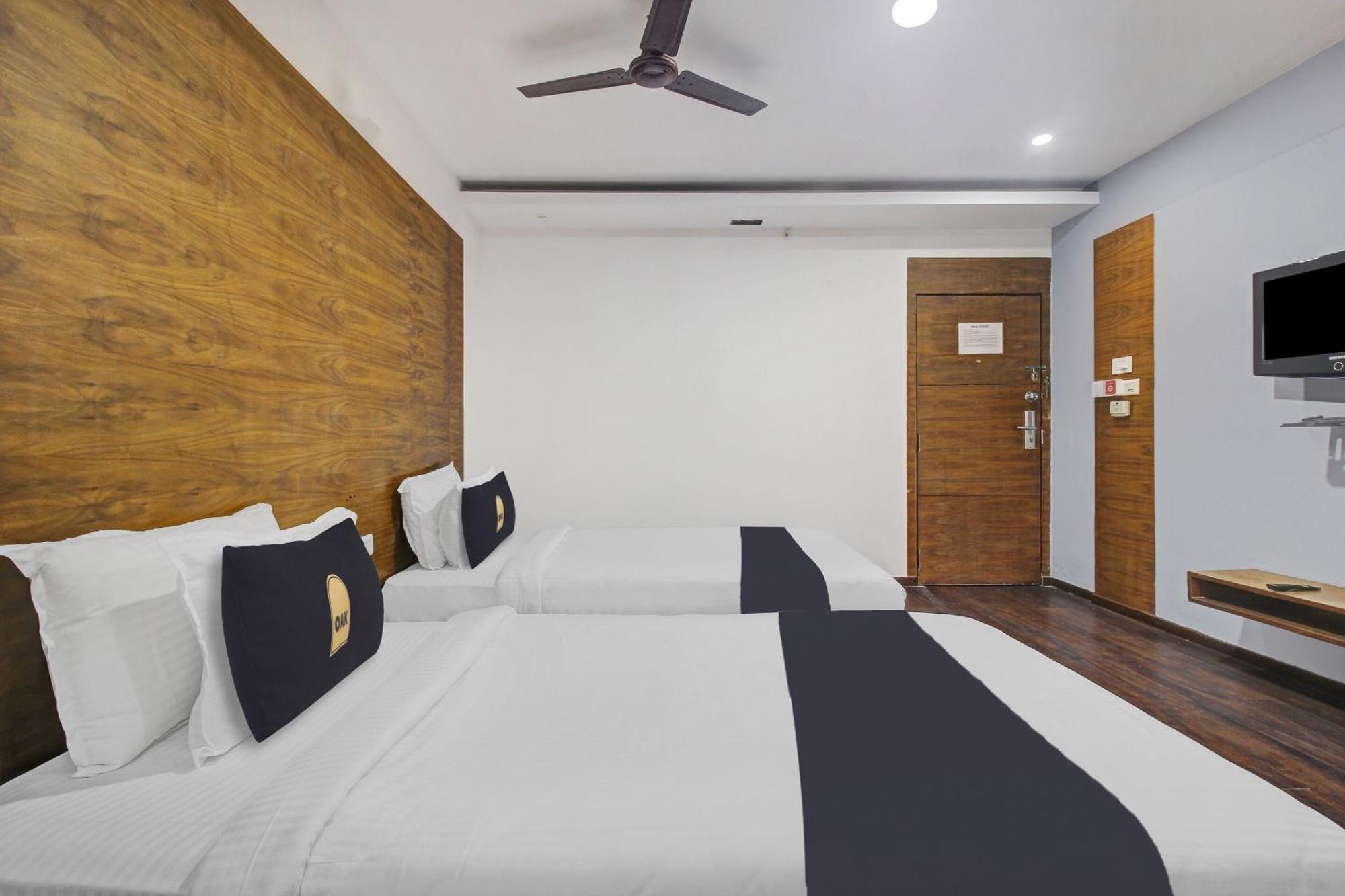 Townhouse Oak The Margi Hotel Near Yosufguda Metro Station Hyderabad Exterior foto