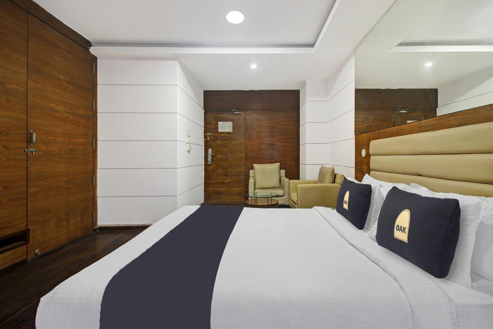 Townhouse Oak The Margi Hotel Near Yosufguda Metro Station Hyderabad Exterior foto