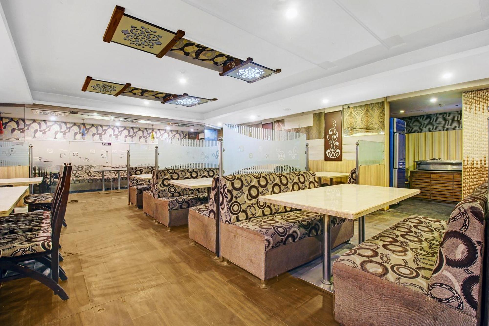 Townhouse Oak The Margi Hotel Near Yosufguda Metro Station Hyderabad Exterior foto